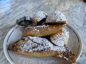  Crusties at Kindred in San Diego