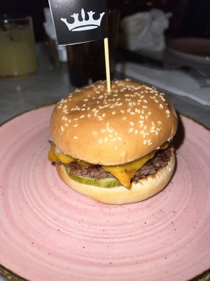 Double cheeseburger 5/5  at Kindred in San Diego