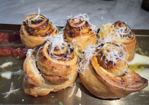 Cosmo Knots  at Kindred in San Diego