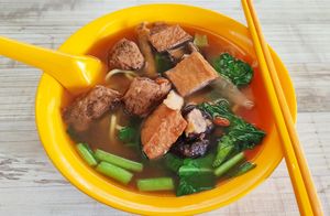 Herbal Soup Noodle at Kwan Inn Vegetarian 观音斋 - Bugis in Central Singapore