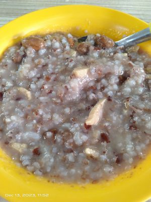 八宝粥$3.50 at Kwan Inn Vegetarian 观音斋 - Bugis in Central Singapore