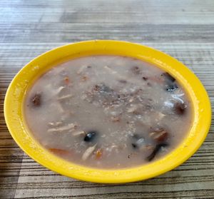 Eight treasures porridge  at Kwan Inn Vegetarian 观音斋 - Bugis in Central Singapore