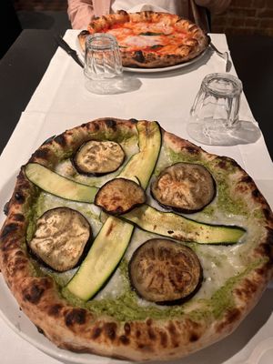 vegan pizza  at La Capannina in Turin