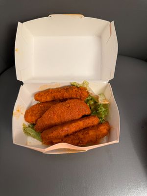 Buffalo WInfs at Plant Power Fast Food - Ocean Beach in San Diego