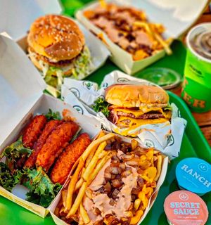 Lunch   at Plant Power Fast Food - Ocean Beach in San Diego