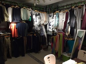 They also have a little store at Wu Tai Yun in Sanya