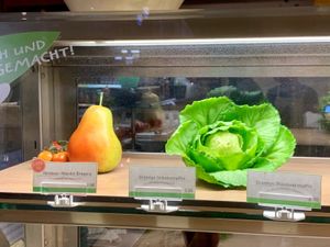 ;) at Dean & David - Hunsrückenstr in Dusseldorf