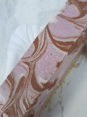 Raw Cake Erdbeer-Schoko at Sprout in Dresden