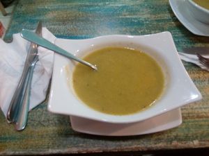 Crema de coliflor at Marietta in Medellin