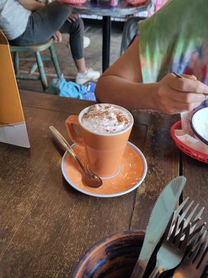 Decaf oat gingerbread latte at Vx in Bristol