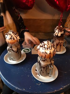 Shakes  at Vx in Bristol