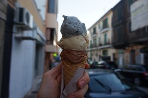 Choco-chili, peanut butter and black sesame seeds, all vegan!  at Cream Crew in Mallorca