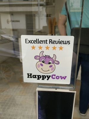 Very Happy Cow at Cream Crew in Mallorca