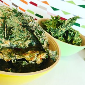cheesy kale chips at Smoothie & Sweetie in Limassol