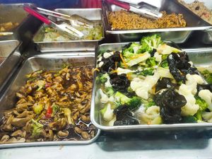 Dishes available at Fei Cui  Fancy Vegetarian Food 翡翠素食 in Central Singapore