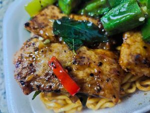 black  pepper pork slices at Fei Cui  Fancy Vegetarian Food 翡翠素食 in Central Singapore