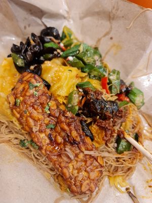 yummy @$3.50 at Mi Le Vegetarian 弥乐素食 in Central Singapore