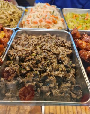 ~ 11/5/22 at Mi Le Vegetarian 弥乐素食 in Central Singapore