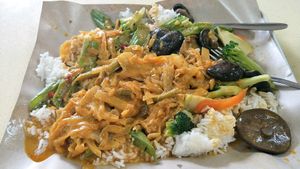 4样菜~杂菜饭 at Mi Le Vegetarian 弥乐素食 in Central Singapore