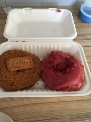 Lotus/ raspberry  at The Bagelry  in Liverpool