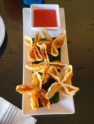 Cream cheese wontons at Fusion Restaurant and Bar in Riverside