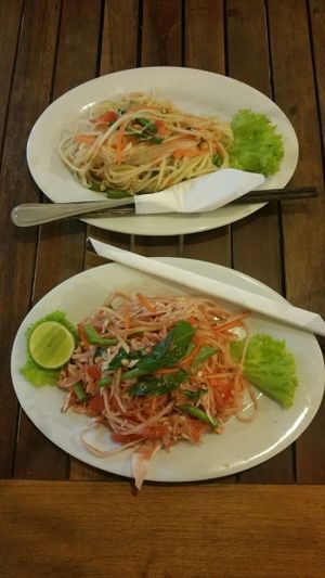 green Papaya salad (vegetarian and non-vegetarian Version), Khmer specialty at My Little Cafe in Siem Reap
