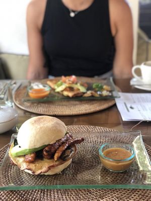Breakfast burger and naamlette at Sage in Ubud