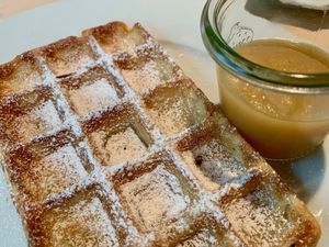 waffles (vegan) at Cafe Glucklich in Ravensburg