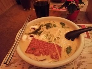 Veganes Ramen mit Tempeh - lecker und große Portionen 😇 at MoschMosch in Darmstadt