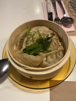 gyozas de tofu y verduras VEGAN  at La Boca in Cordoba