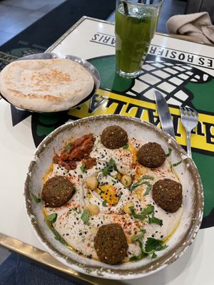 Huge servings at L'as du Fallafel in Paris