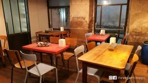 Miznon at Miznon in Paris