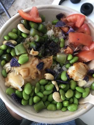 Vegan poke with fried tofu as protein  at Zushi in Padua