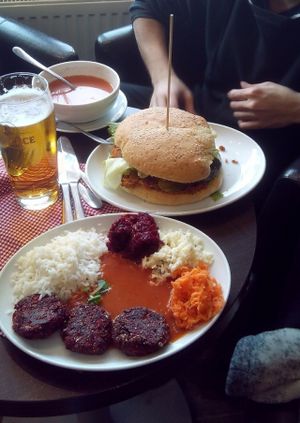 Fastburger and Beetroot kotlet at Bar Górski in Zakopane