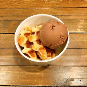 Mini waffle with ice cream at Ain Soph.Ripple Kabukicho in Tokyo