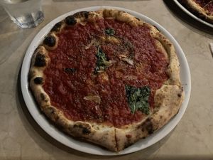 Marinara pizza  at Pizzeria GG in Kamakura