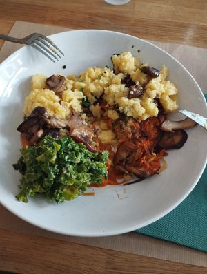 Polenta bowl at Paper Plane in Nice