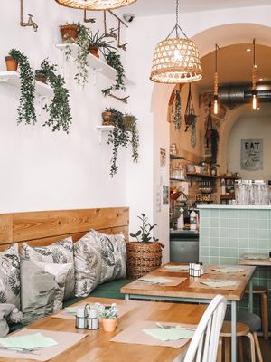  at Paper Plane in Nice