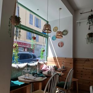  at Paper Plane in Nice