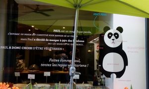 Shop-window at N & Co by Quinte & Sens in Vevey