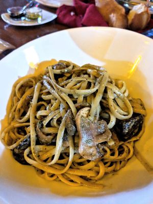 Vegan Pesto Linguini with Mushrooms at Mito  in Zihuatanejo