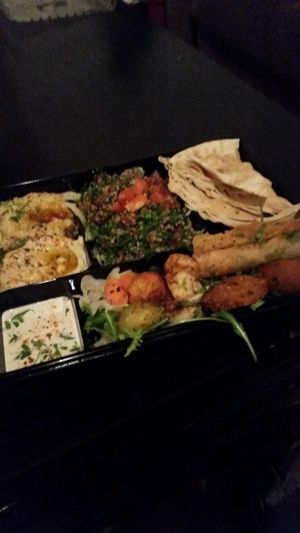 Yummy vegan plate  at Sajna Concept  in Aix-en-provence