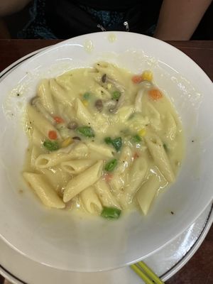   at MíngYuán SùShí Fāng 明園素食坊 in Hualien