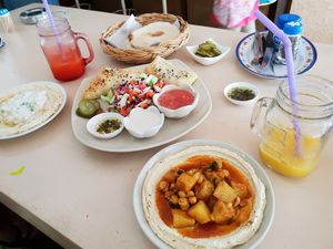 hummus with tahini, hummus indian at Gallery House of Hummus in Koh Phangan