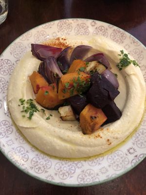 Hummus with roasted veg  at D&A Hummus Bistro - Westerstraat in Amsterdam