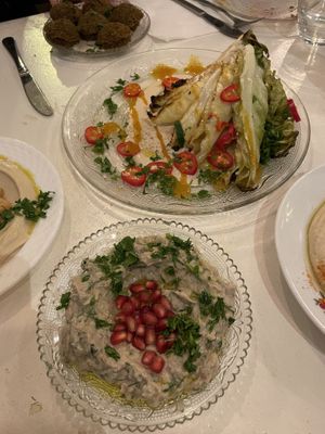   at D&A Hummus Bistro - Westerstraat in Amsterdam