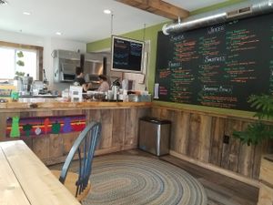 eat here at The Raw Life Cafe and Juice Bar in Tilton