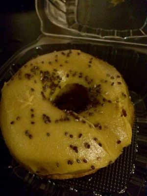 dessert! vegan doughnut at Veg Cafe in Sacramento