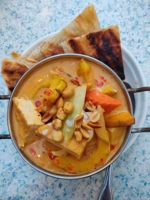 Burmese curry at Thai Basil Restaurant in Sacramento