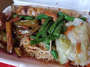 Bee hoon with long bean, cabbage, spring roll and bittergourd at Ginga Vegetarian 银河素食香 - Taman Jurong in West Singapore